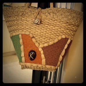 Vintage straw bag